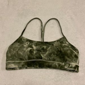 Lululemon Flow Y Nulu Bra